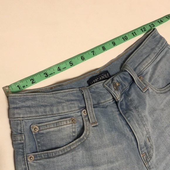 𝅺J. Crew Mercantile Cutoff Denim Shorts 26 - Picture 2 of 11